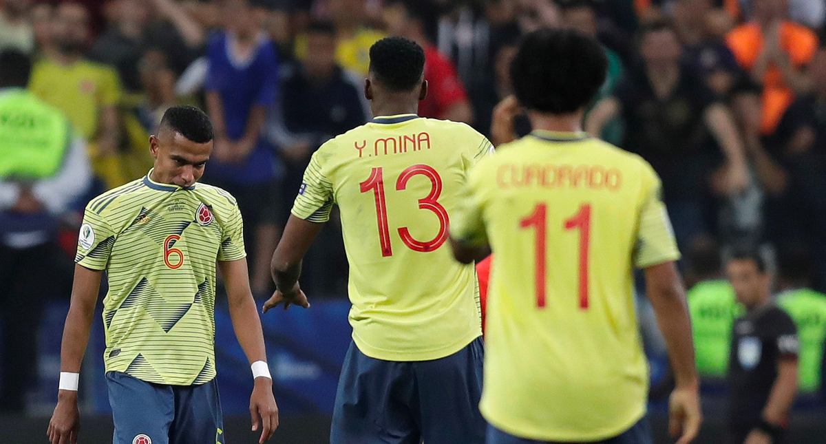 William Tesillo recibe mensajes de odio tras fallar penalti contra Chile