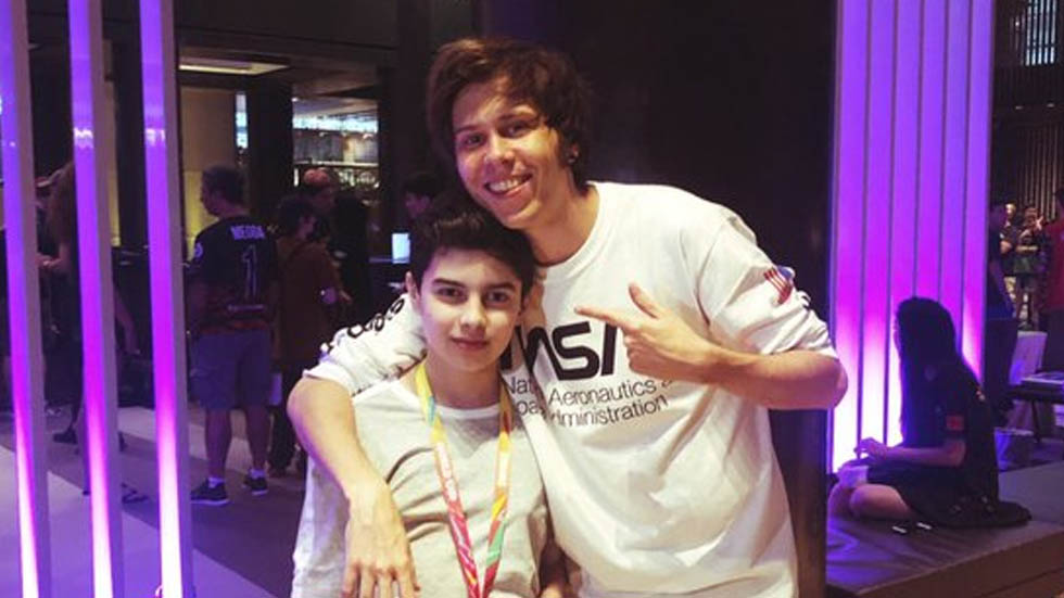 Niño argentino de 13 años gana 900 mil dólares en Mundial de ‘Fornite’ Niño argentino de 13 años gana 900 mil dólares en Mundial de ‘Fornite’