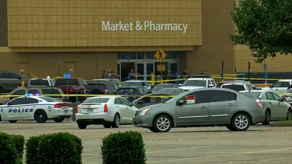 Tiroteo deja dos muertos y un policía herido en Walmart de EE.UU.