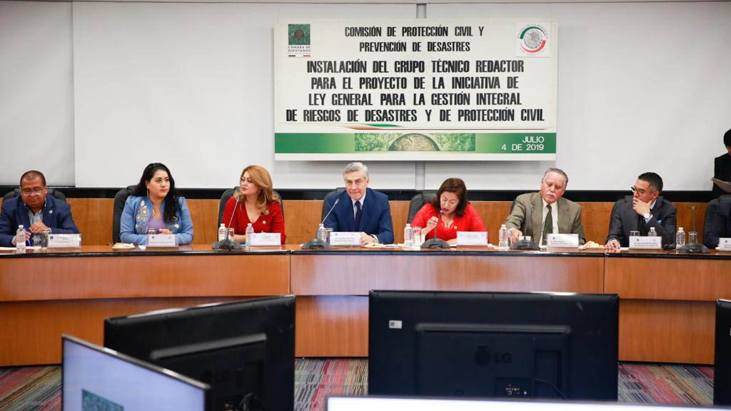 Inician trabajos para mejorar ley de protección civil