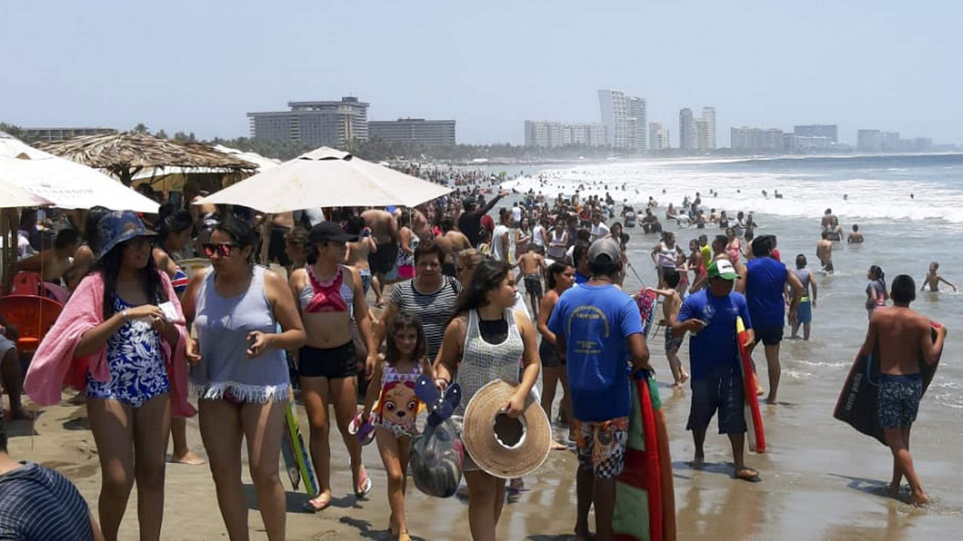 Ingresaron al país 7.7 millones de visitantes durante mayo