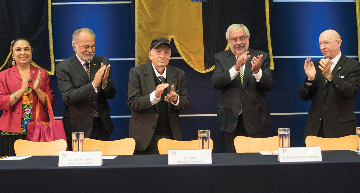 Autonomía universitaria nos da libertad para acercarnos a la verdad: Graue