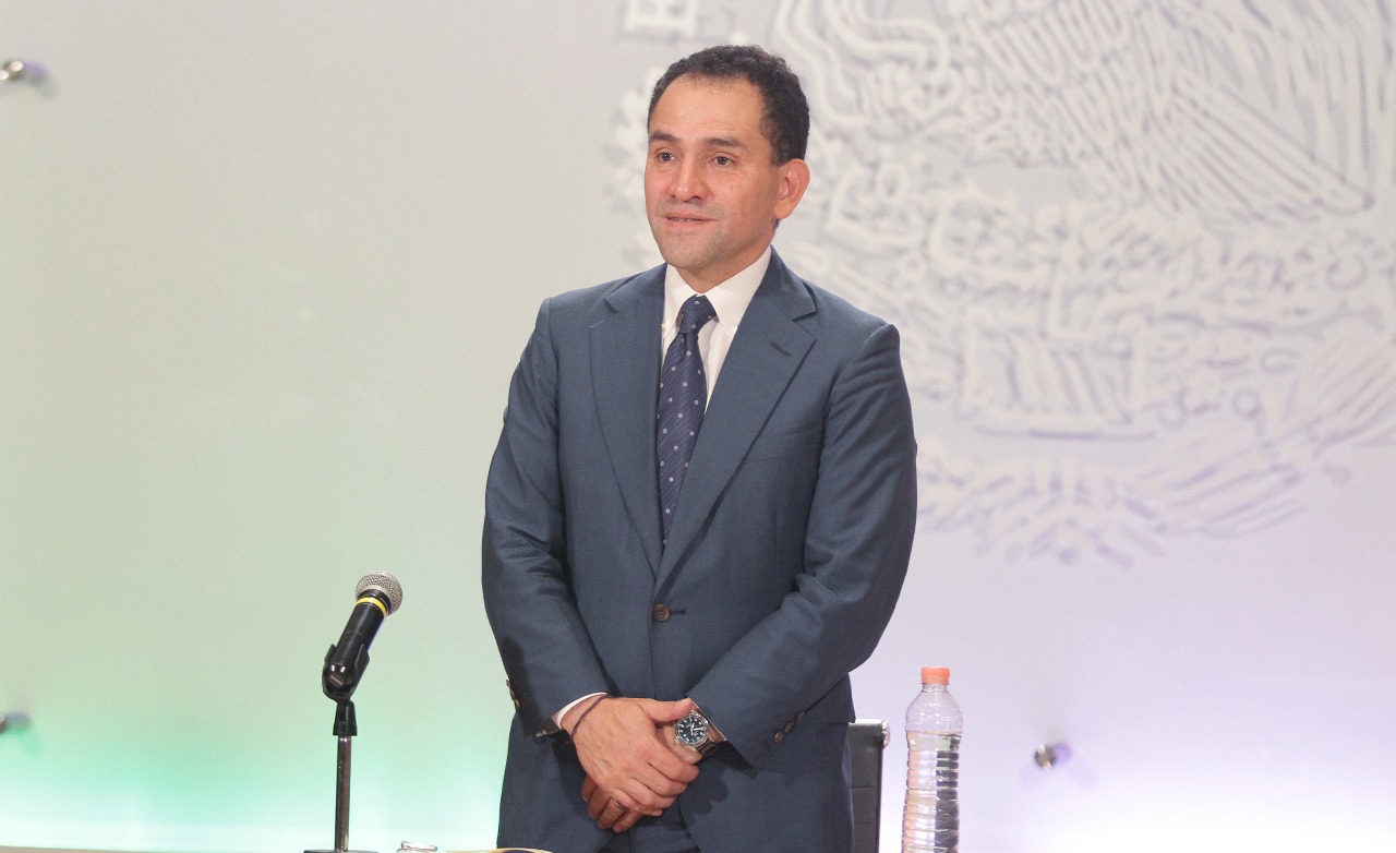 López-Dóriga entrevista al secretario de Hacienda, Arturo Herrera