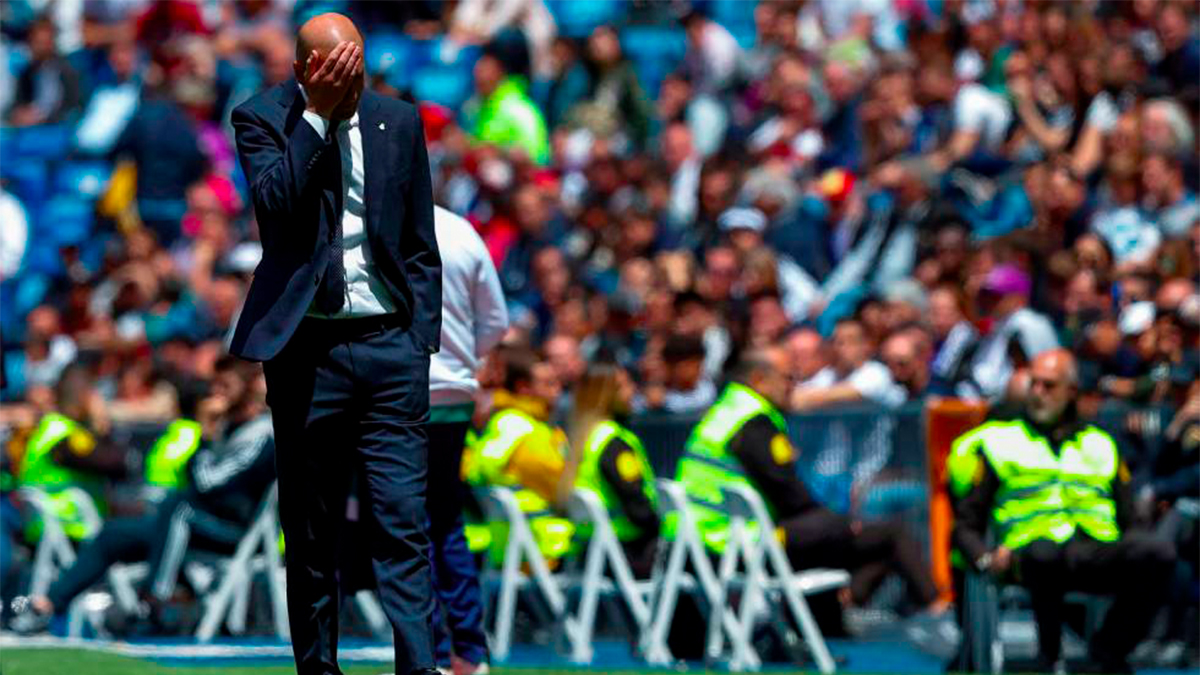 Zidane abandona la concentración del Real Madrid Zidane abandona la concentración del Real Madrid