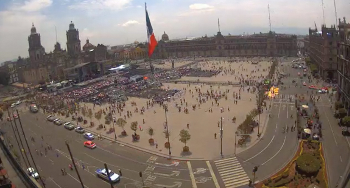 Cierran calles en el Zócalo capitalino por mensaje de AMLO Cierran calles en el Zócalo capitalino por mensaje de AMLO