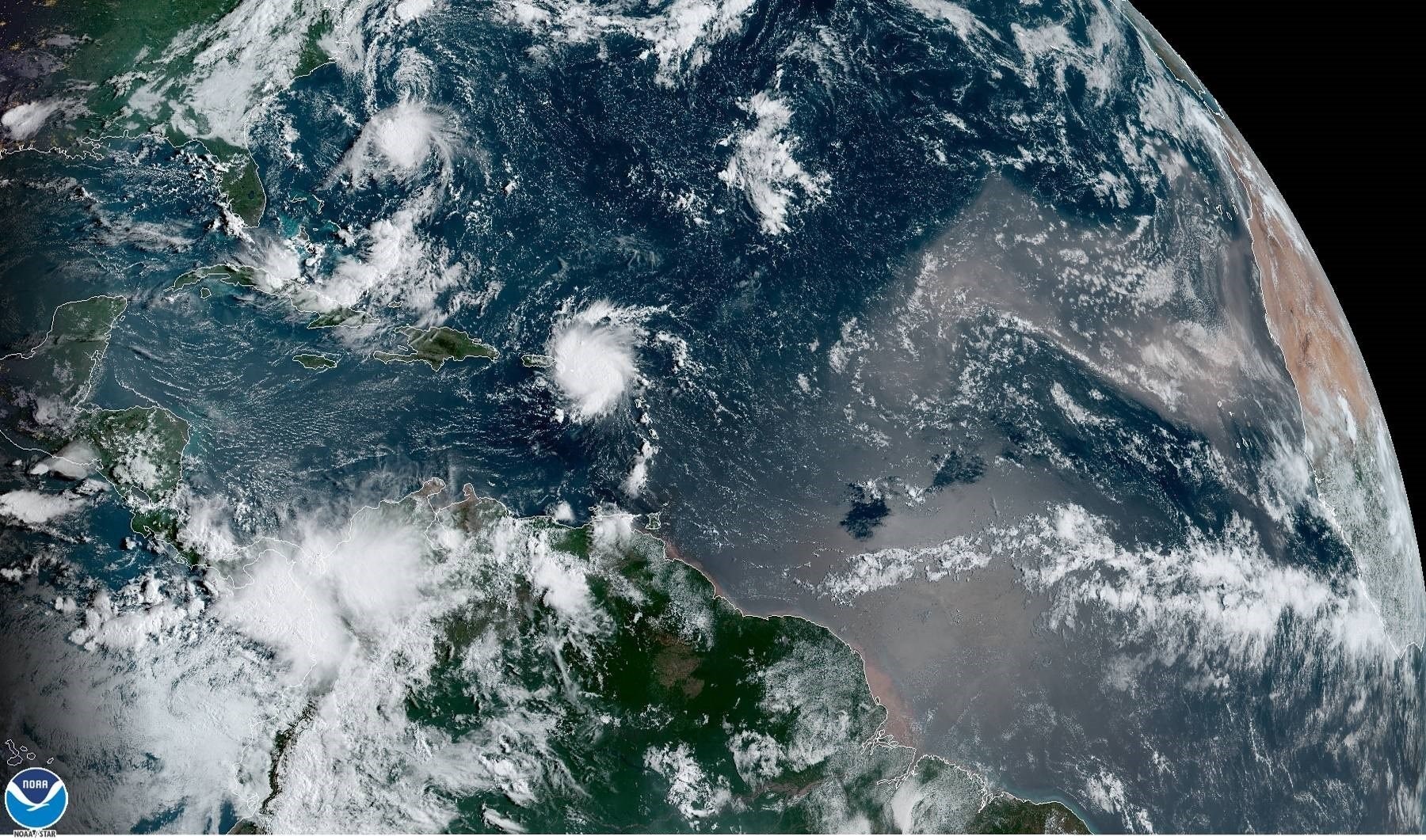 Alerta de inundación costera en Puerto Rico y Santa Cruz por ‘Dorian’