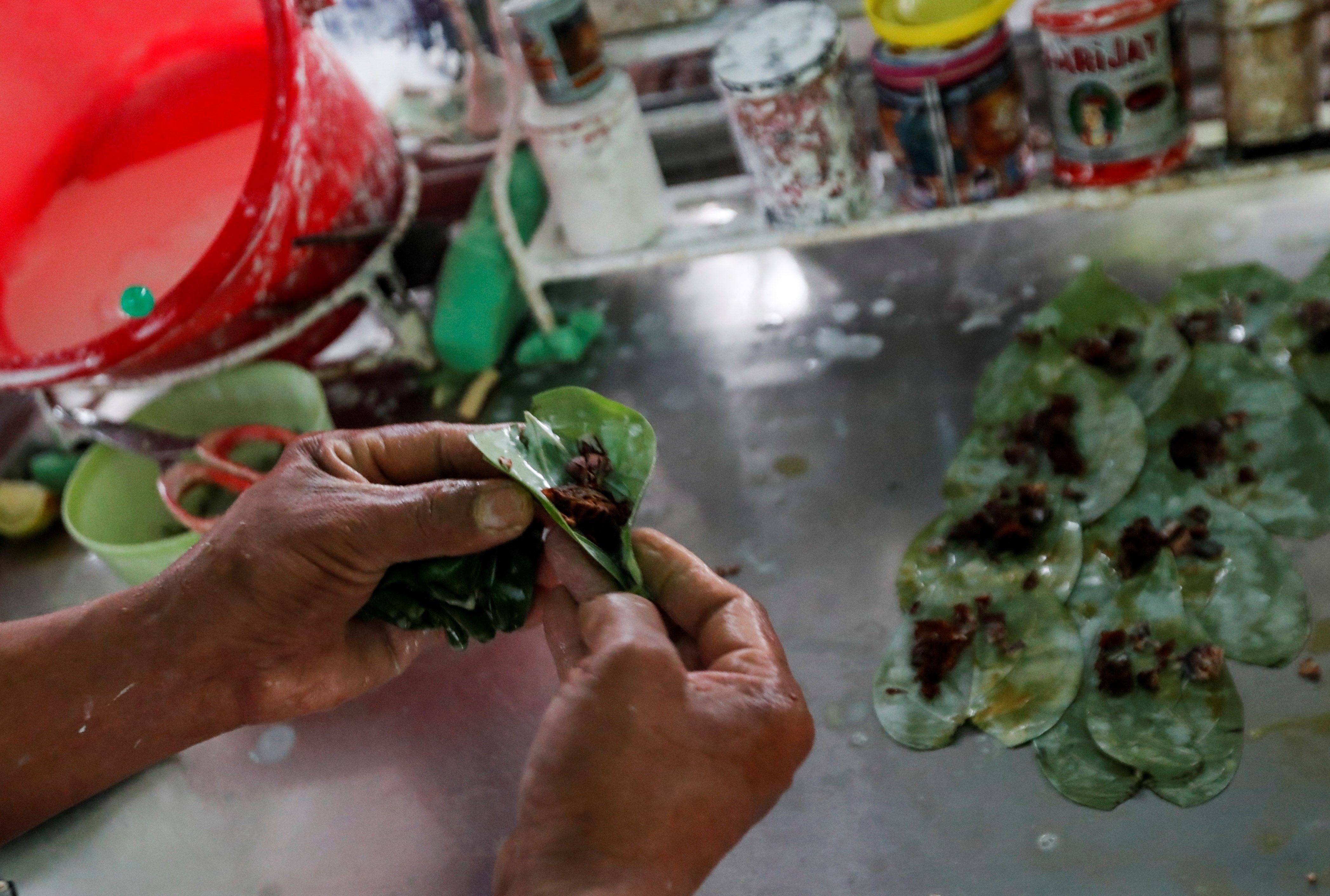 "Kun ya", el 'chicle' cancerígeno que no pasa de moda en Birmania - 64d9a6a733e6b8a06af365da111ffa3932aaca80