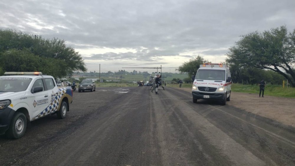 Apoyará SEP a familiares de alumnas muertas por accidente carretero en Jalisco