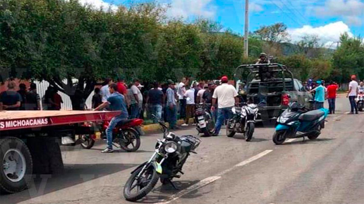 #Video Agreden a soldados por detención de “halcón” en Michoacán