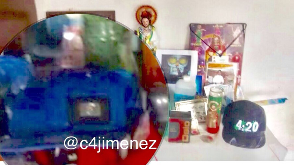 Foto en Facebook permitió identificación de agresor de periodista - altar-que-muestra-gorra-de-agresor-de-periodista