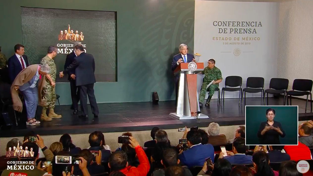 López Obrador niega acuerdo clandestino para introducir armas a México