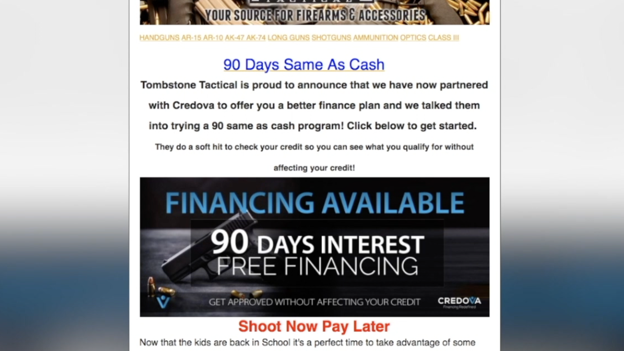 Armería en Arizona desata polémica por publicidad de "regreso a clases" - armeria-arizona-tombstone-tactical