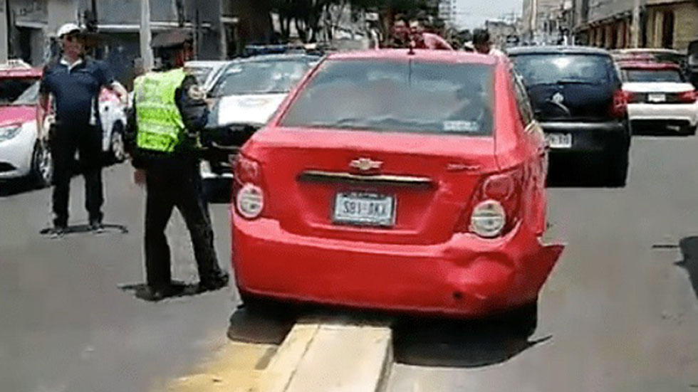 Amputan pierna a repartidor, víctima de atropello de joven que conducía en estado de ebriedad en Coyoacán Amputan pierna a repartidor, víctima de atropello de joven que conducía en estado de ebriedad en Coyoacán