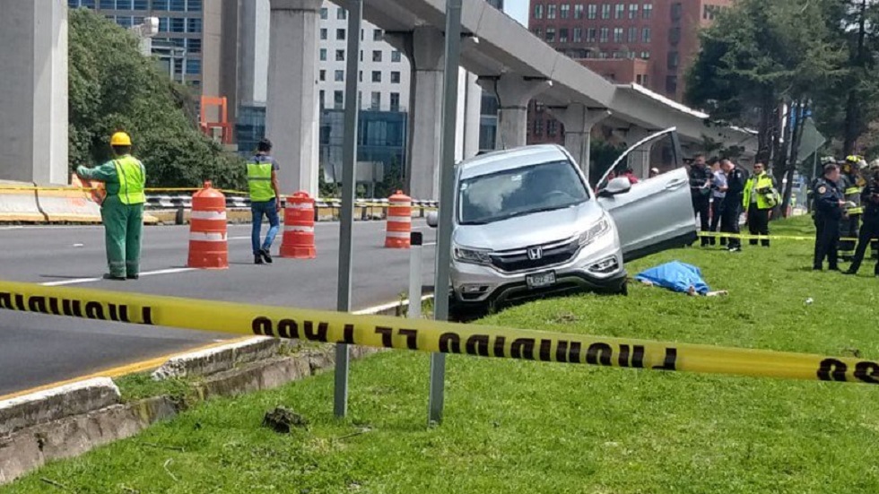 Automovilista muere por presunto infarto sobre la México-Toluca