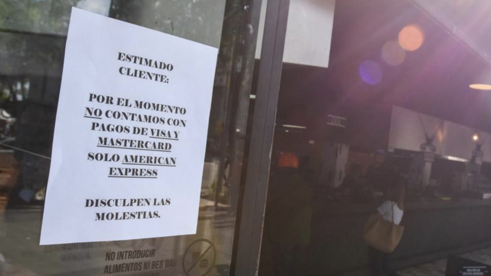 Frustración y descontento por falla en sistema electrónico de pagos de bancos