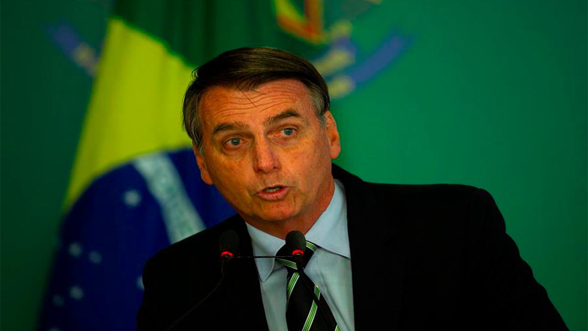 Macron debe retractarse para que acepte ayuda para la Amazonia: Bolsonaro