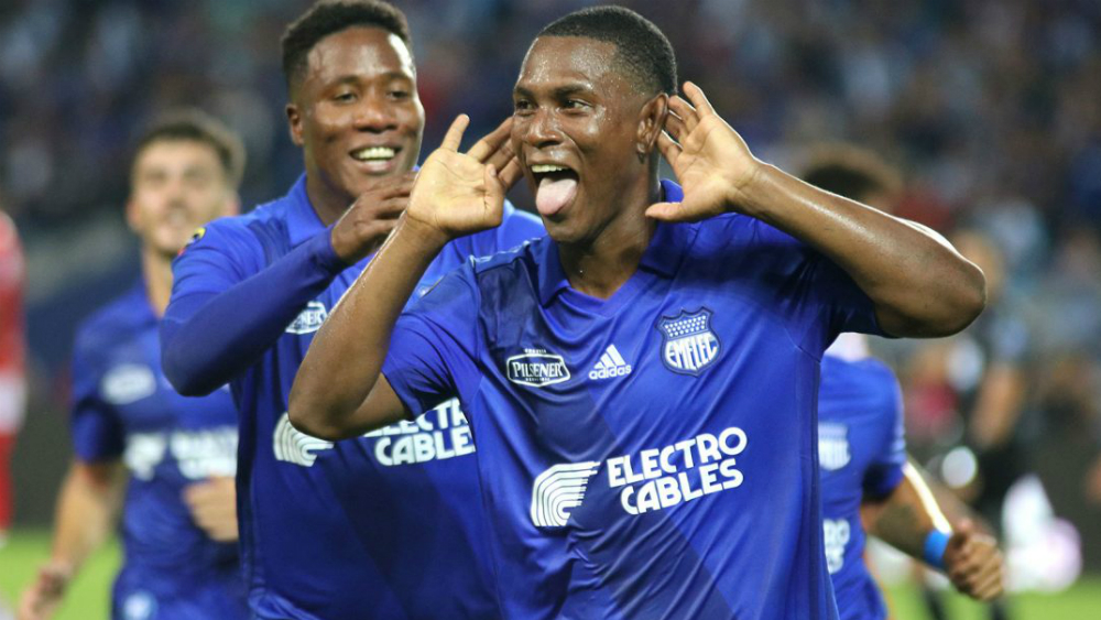 Bryan Angulo, nuevo delantero de Cruz Azul