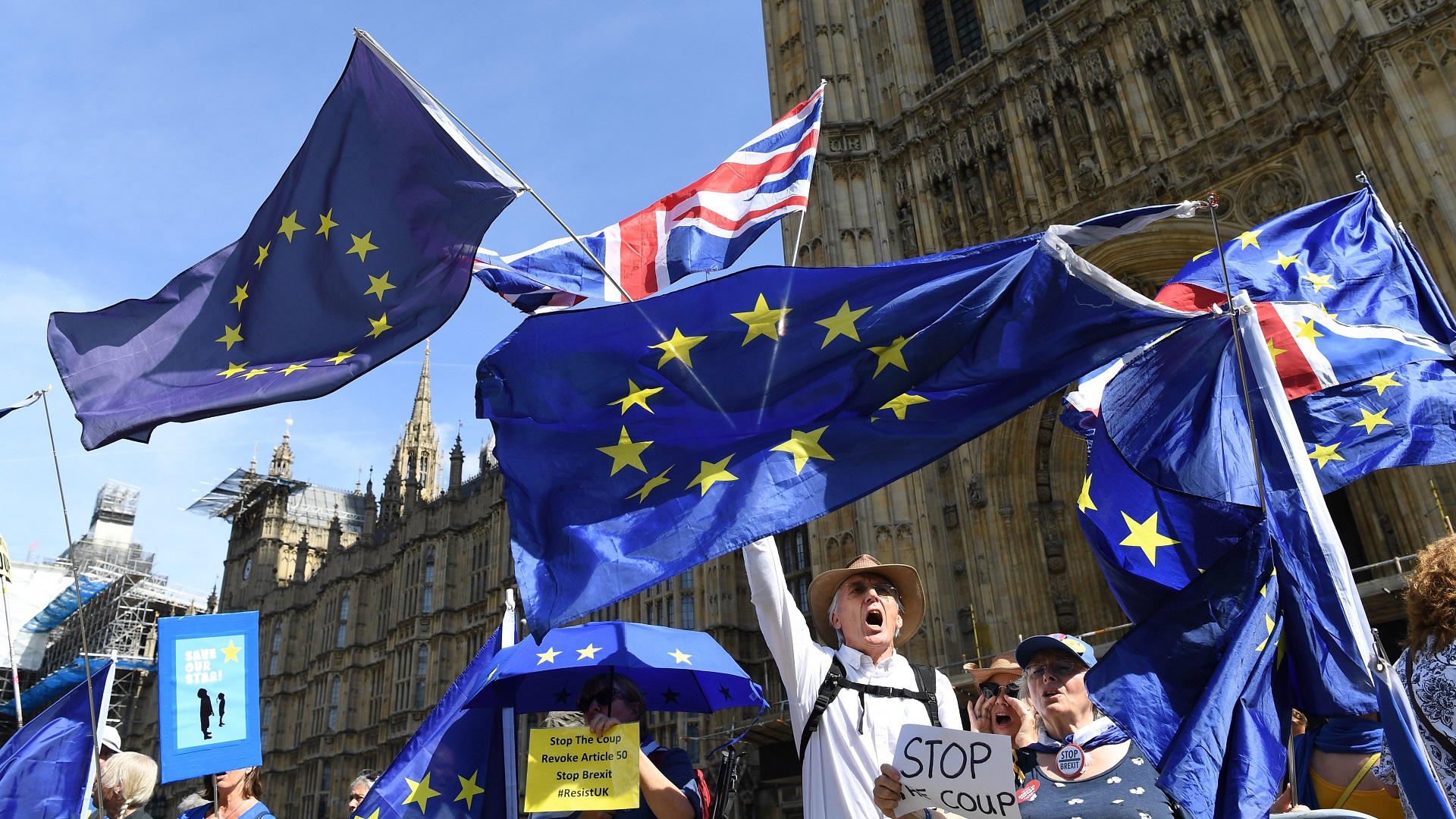 Un mes de Brexit corroe la relación entre Reino Unido y la Unión Europea