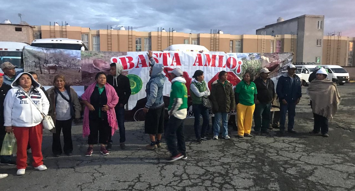 Campesinos realizan marchas y bloqueos en CDMX y Edomex - campesinos-en-la-caseta-de-ojo-de-agua-de-la-mex-pach