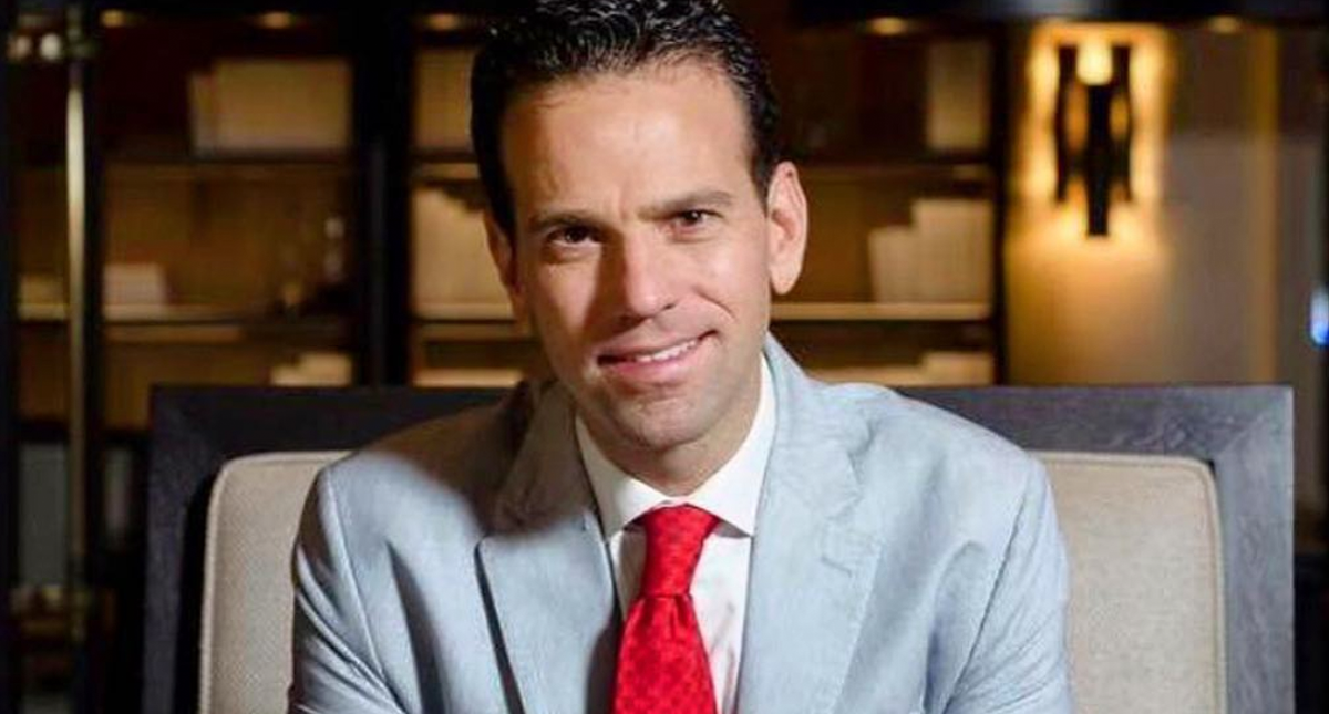 Carlos Loret de Mola sale de Televisa