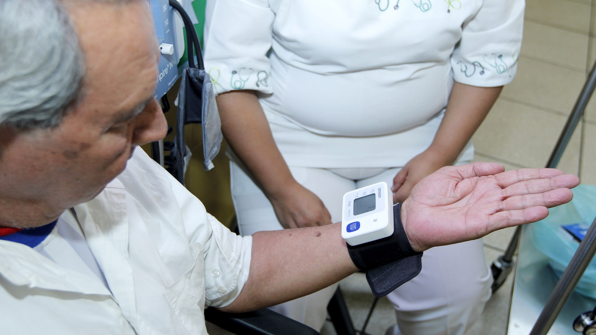 IMSS tiene la mayor plantilla de profesionales en atención geriátrica