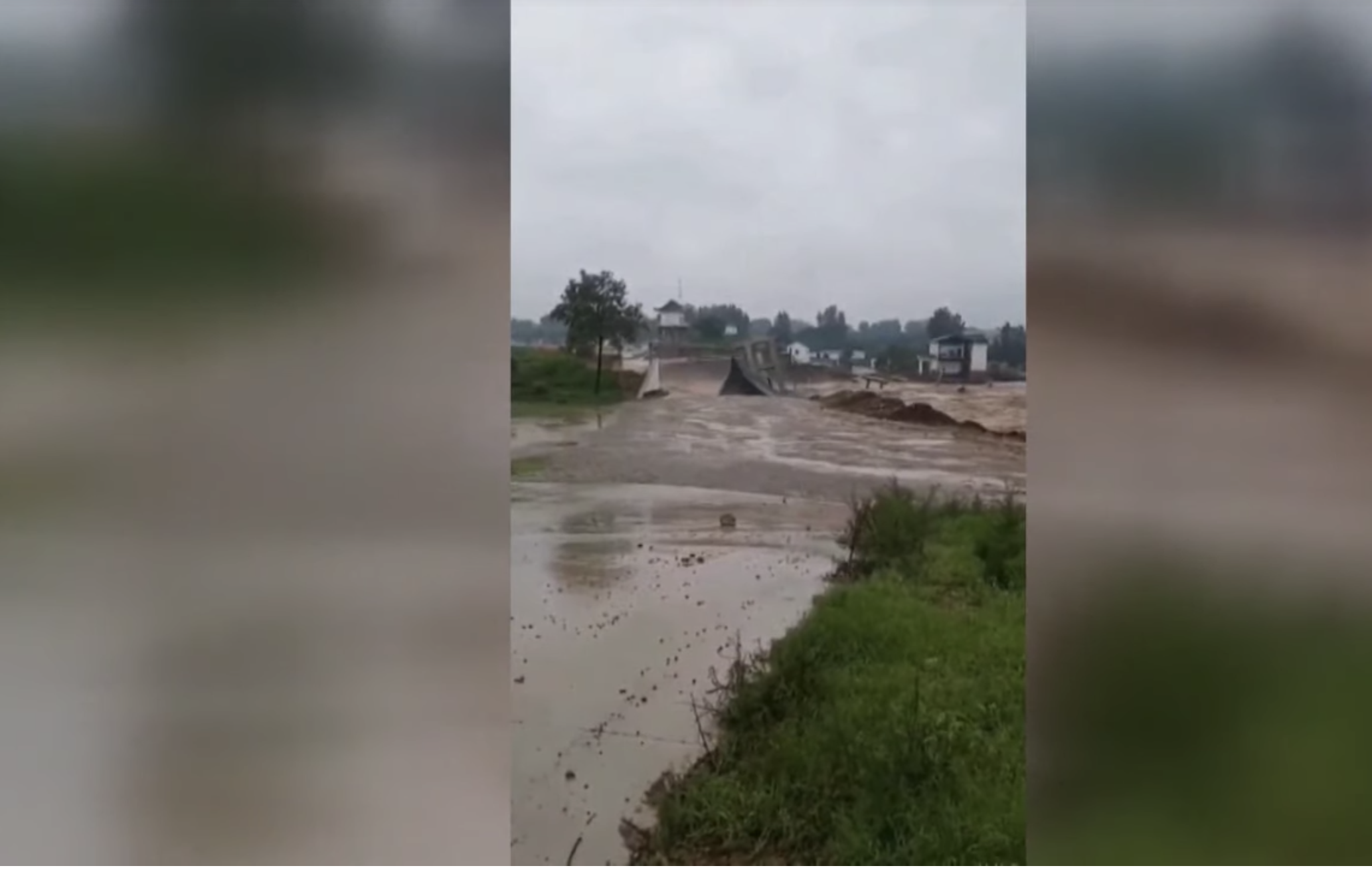 El tifón Lekima deja muerte y destrucción a su paso por China