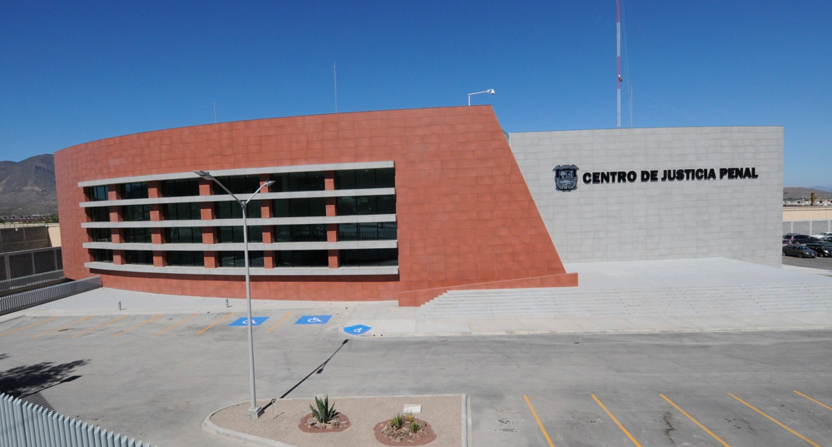 Vinculan a proceso a agente imputado por matar a migrante en Coahuila