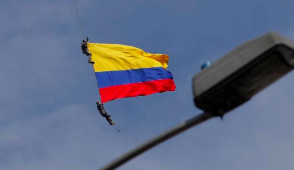 #Video Mueren dos oficiales en Feria de las Flores de Medellín