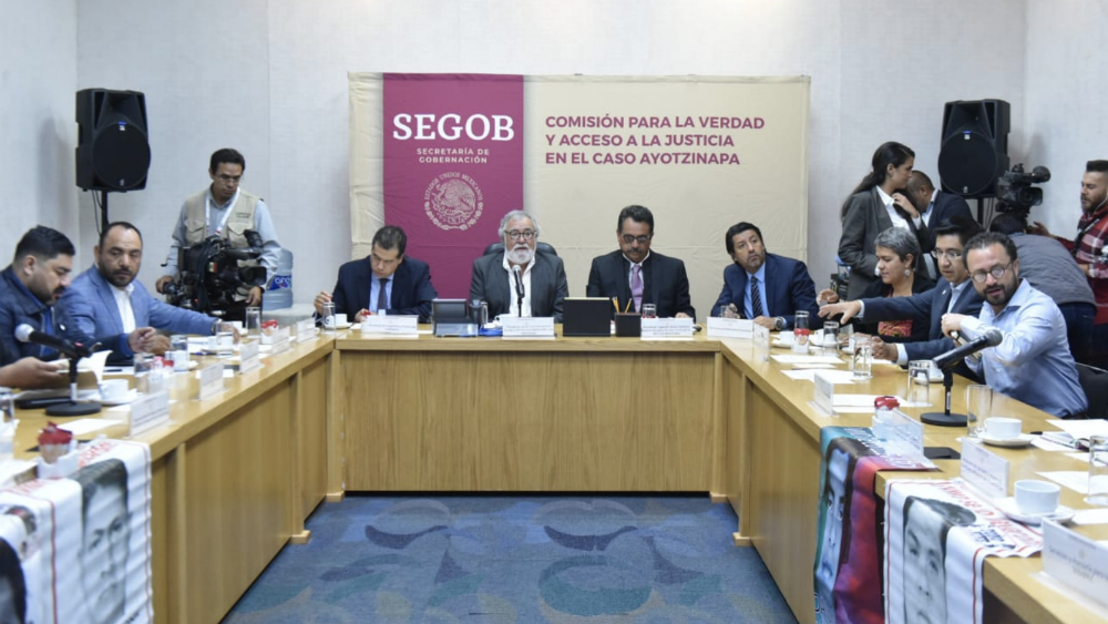 Investigarán a policías federales en relación con el caso Ayotzinapa