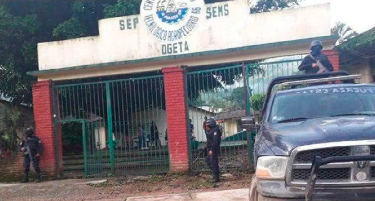 Al menos 40 escuelas de Guerrero suspenden clases por enfrentamientos armados