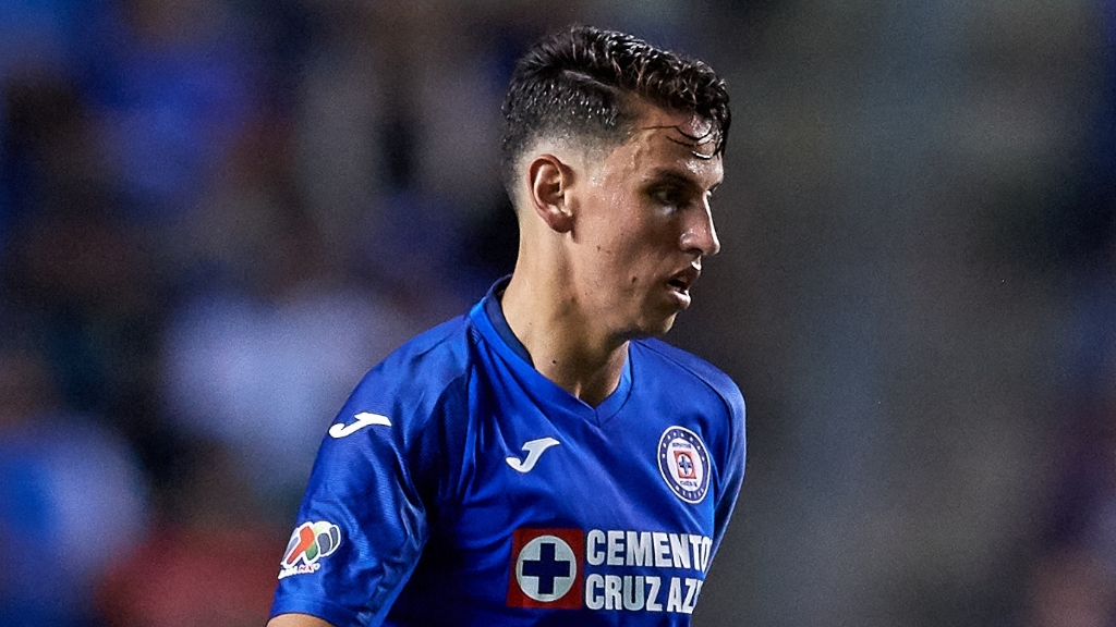 Cruz Azul confirma lesión en rodilla derecha de Lichnovsky
