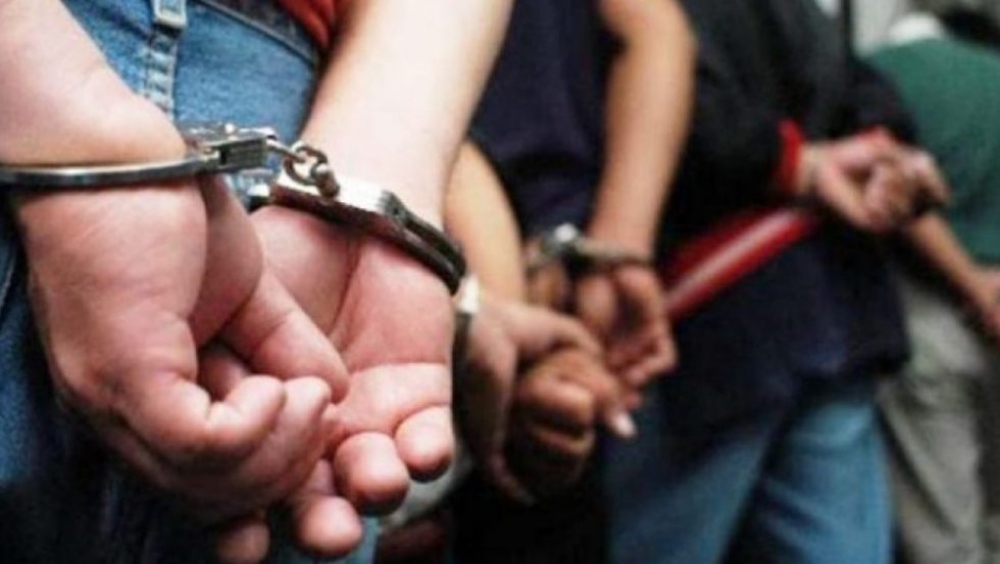 Detienen a tres con dinero robado en Polanco