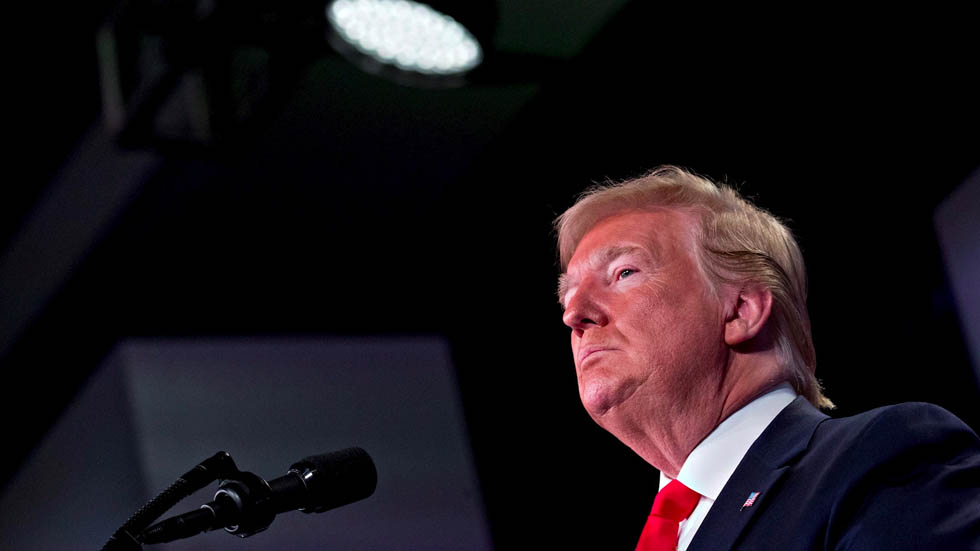 Trump amaga con salirse de la OMC si no ajusta sus condiciones