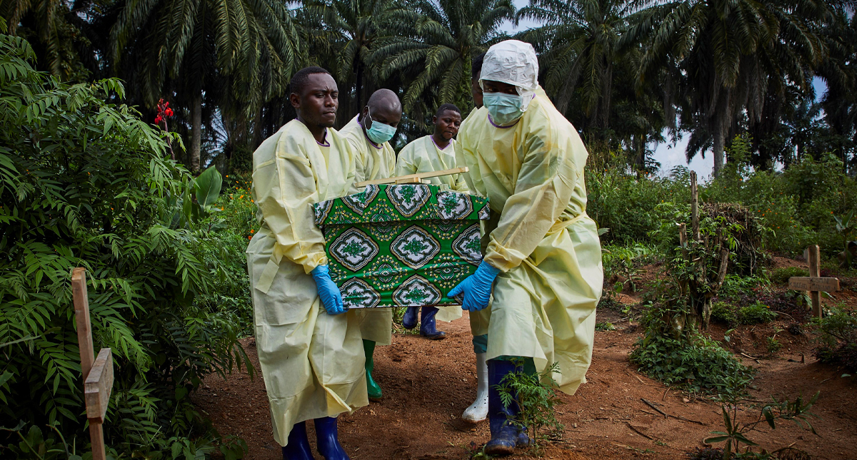 Mueren más de dos mil personas por ébola en el Congo
