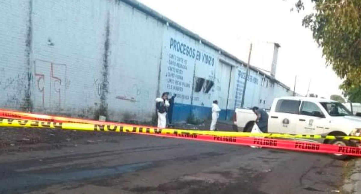 Ejecutan a tres y los exhiben en distintos puntos de Michoacán