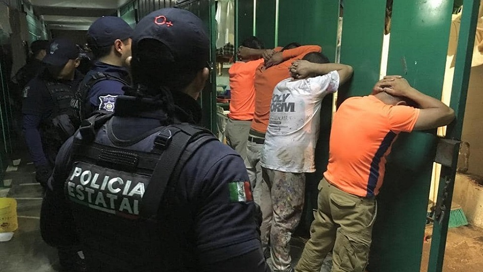 Decomisan pantallas y bocinas en Cereso de Veracruz - en-el-operativo-participaron-90-elementos