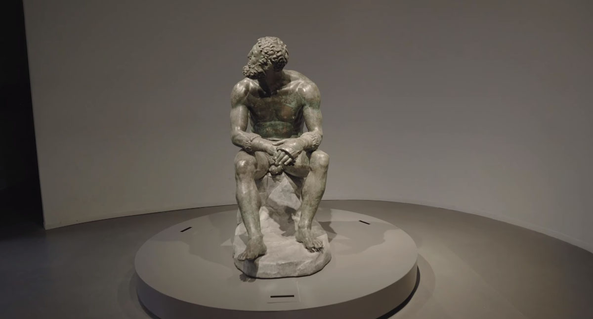 #Video Kevin Spacey declama poema sobre boxeador en Roma - estatua-boxer-at-rest