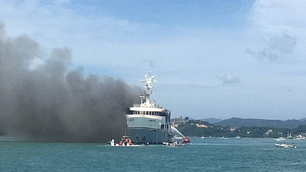 #Video Incendio consume yate de 4 millones de euros en Tailandia - extincion-del-fuego-en-yate