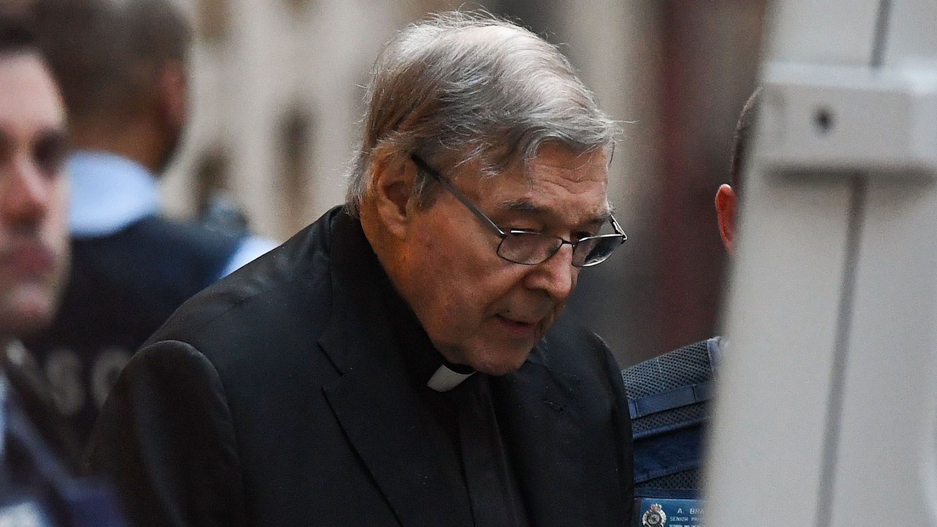 Ratifican sentencia por pederastia al cardenal George Pell