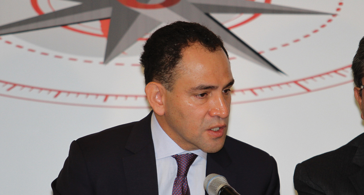 Coberturas petroleras continuarán: Arturo Herrera