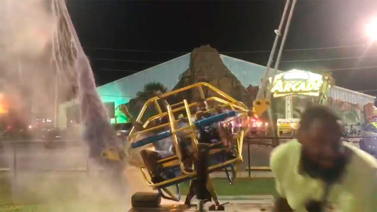 #Video Cable de juego mecánico se rompe antes de lanzar a hombres por los aires