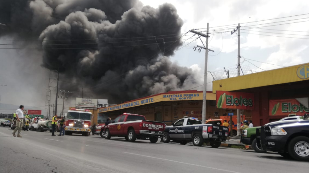 #Video Fuerte incendio cerca de la Central de Abasto en Saltillo