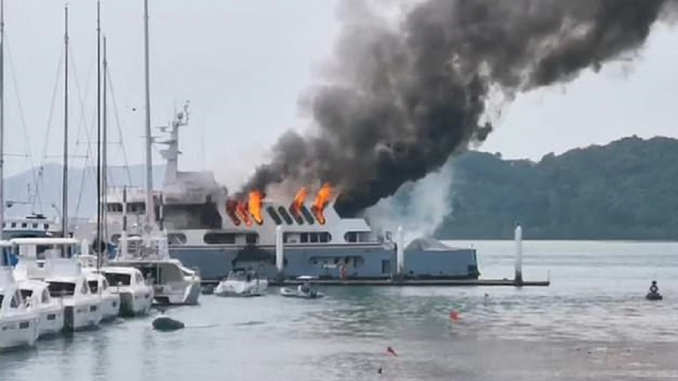 #Video Incendio consume yate de 4 millones de euros en Tailandia