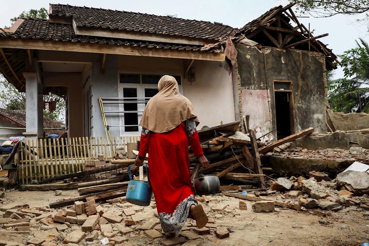 La devastación por el sismo 7.0 en Indonesia - indonesia-sismo1