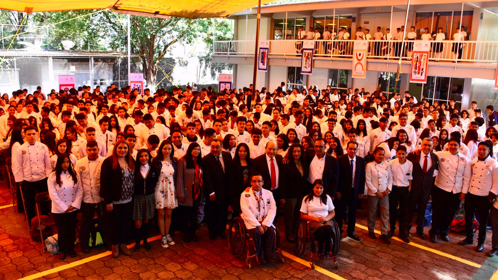 Inician ciclo escolar más de 300 mil estudiantes del Conalep