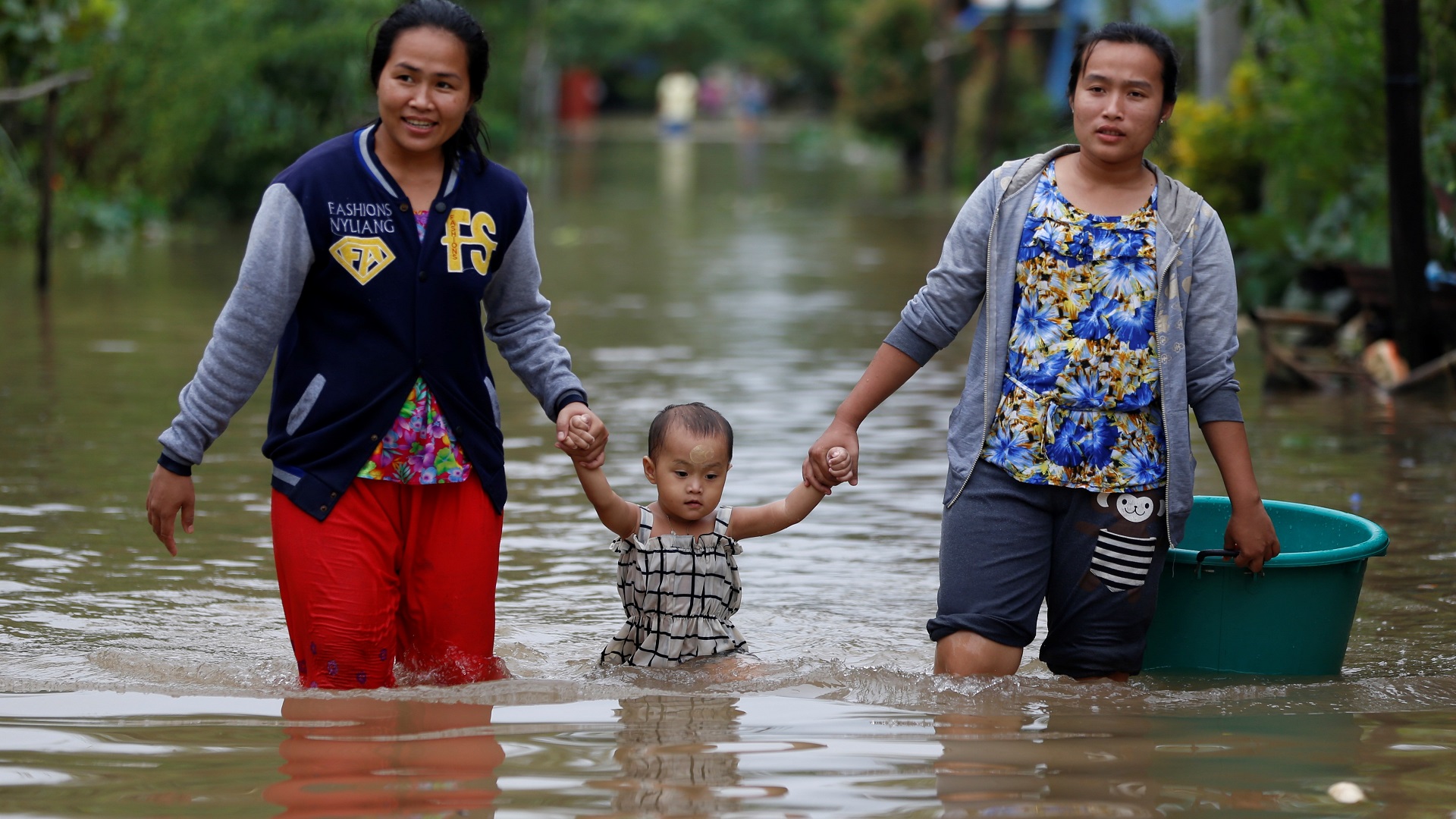 Aumenta a 61 cifra de víctimas por deslizamiento de tierra en Myanmar - inundaciones-por-lluvias-monzonicas-en-myanmar