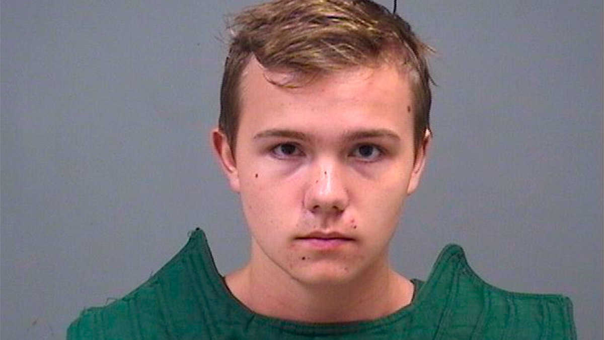 Detienen a joven por amenazar con atacar a agentes federales en Ohio