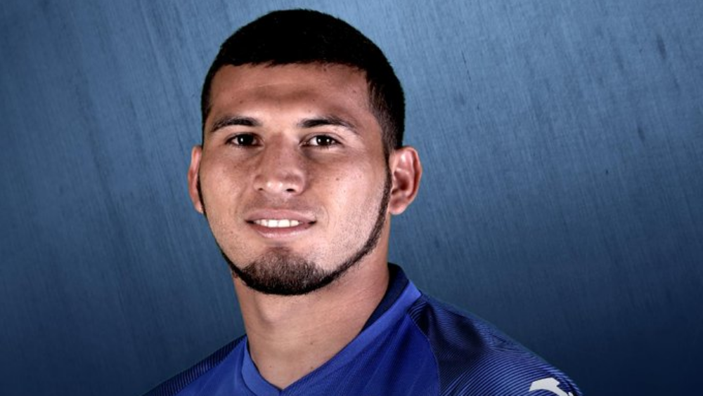 Demandarán a Cruz Azul por contratación de Juan Escobar