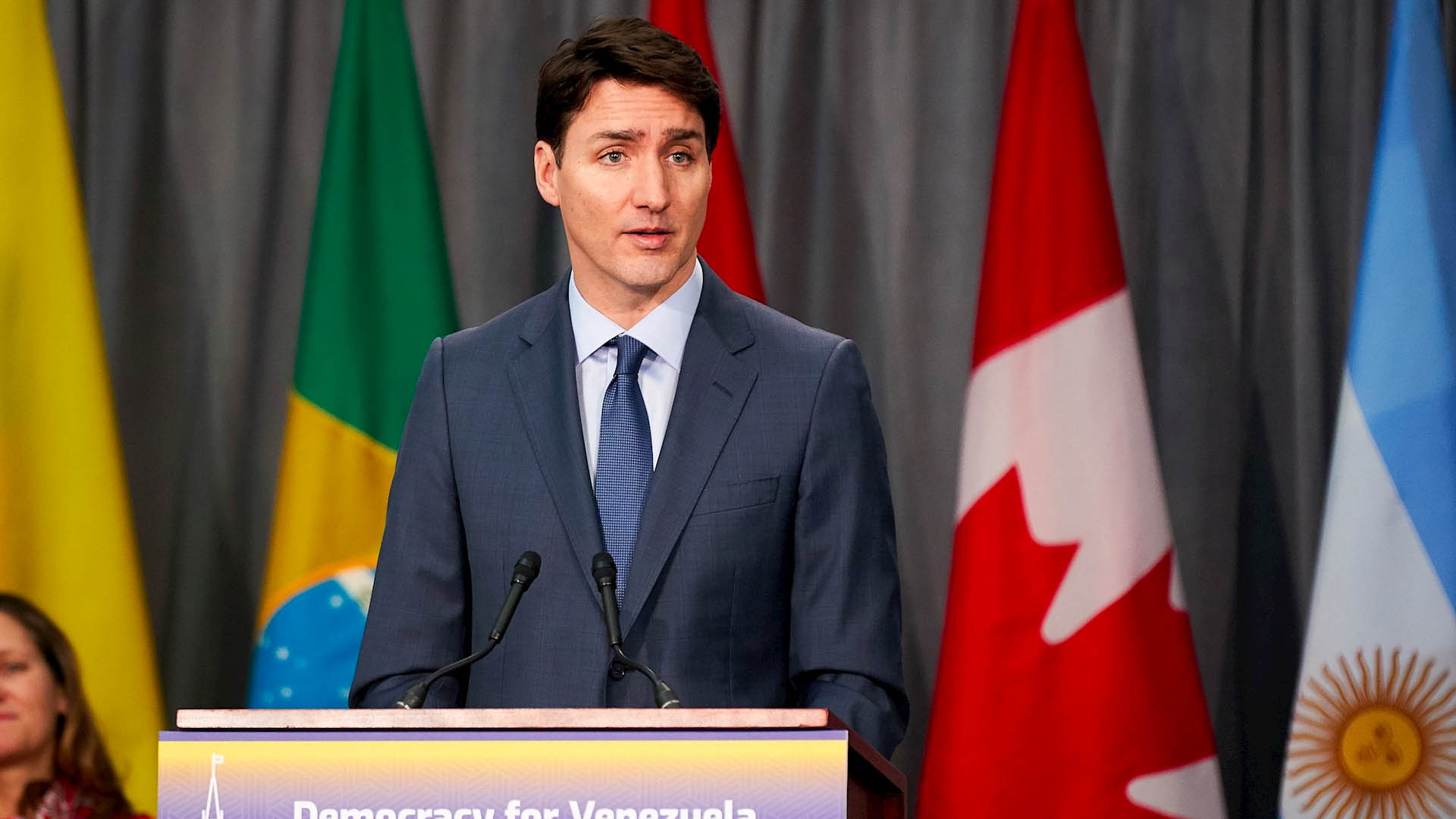 Trudeau niega disculparse por acusación de conflicto de interés