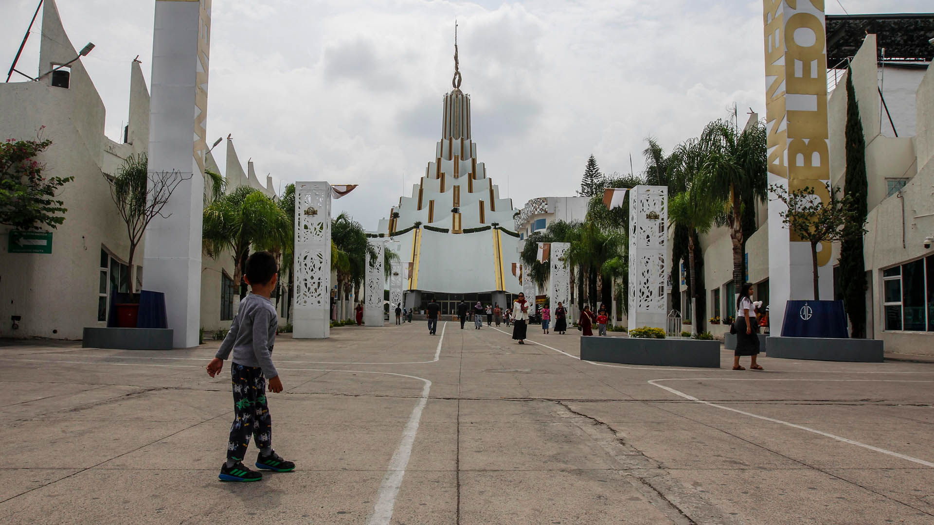 La Iglesia de la Luz del Mundo se mantiene sin acceso a sus cuentas, confirma UIF